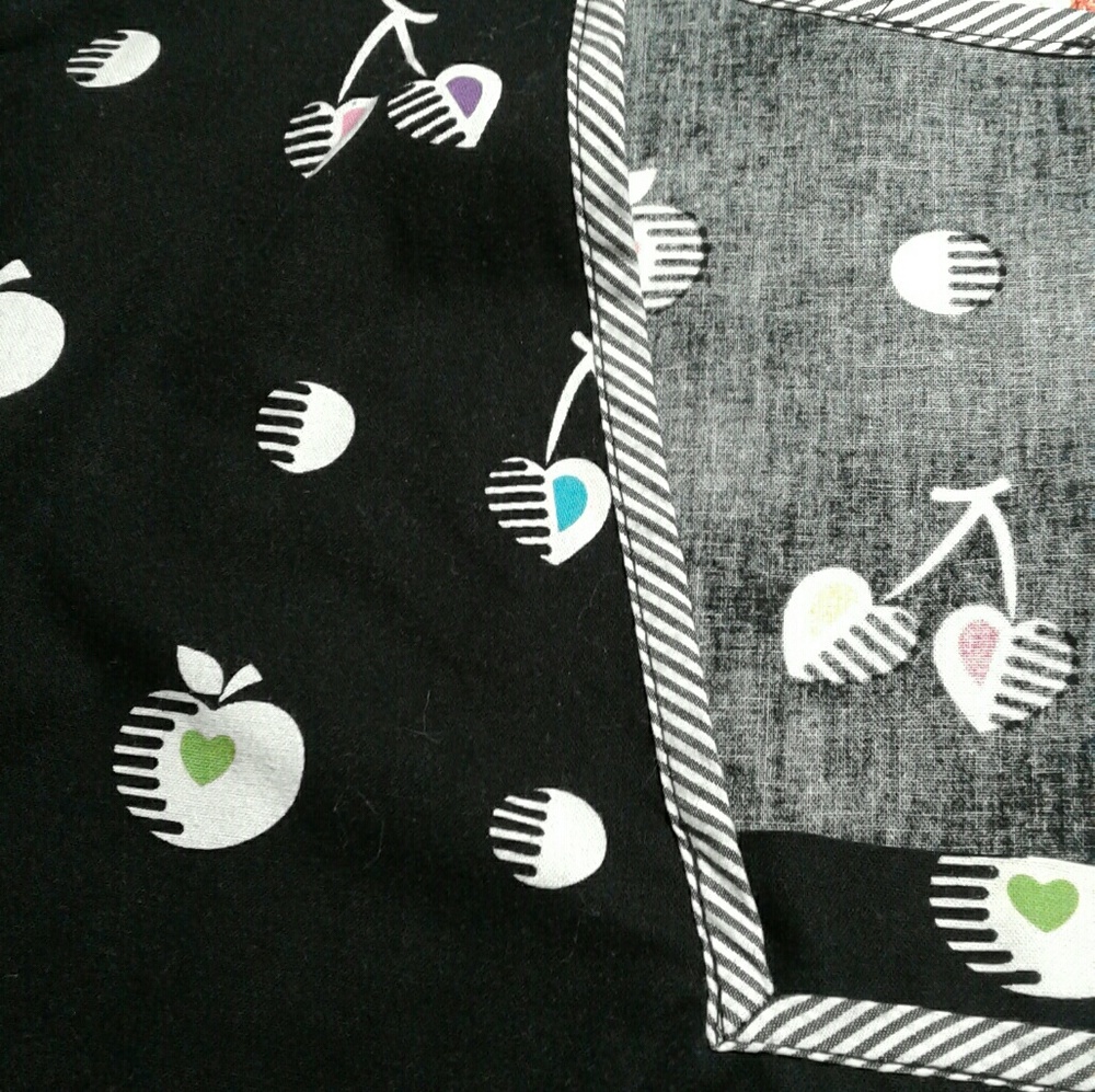 Scrub Top - Picture 4 of 4